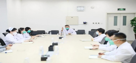 人民醫(yī)院為人民，市二院舉全院之力保障醫(yī)療救治，牢守生命防線！