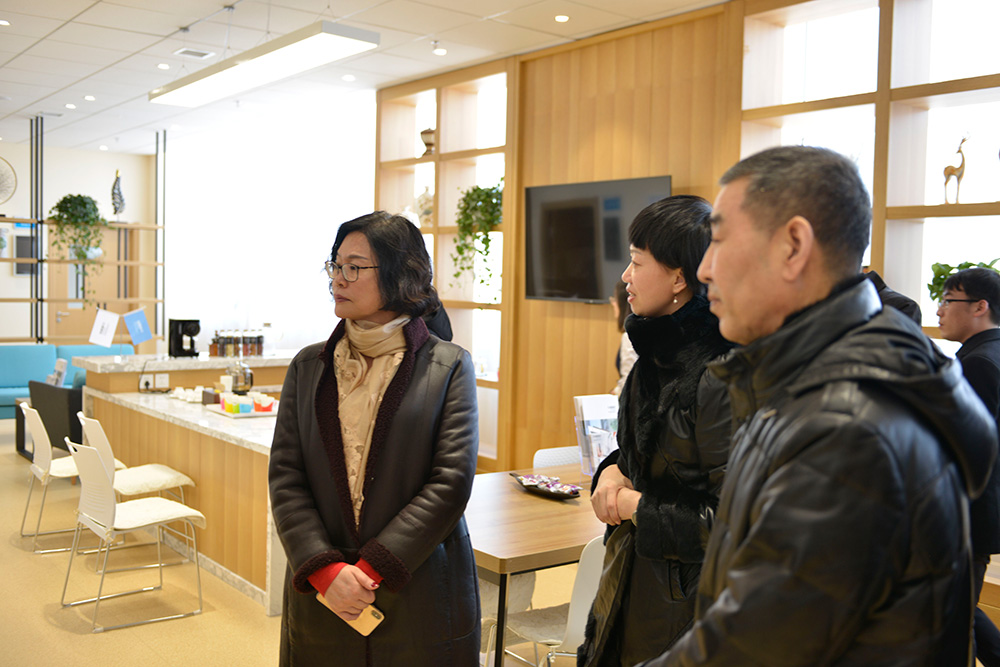 交流互通 和諧共贏 ——營口天賦房地產(chǎn)一行蒞臨集團(tuán)參觀交流(圖5) 交流互通 和諧共贏 ——營口天賦房地產(chǎn)一行蒞臨集團(tuán)參觀交流(圖5)