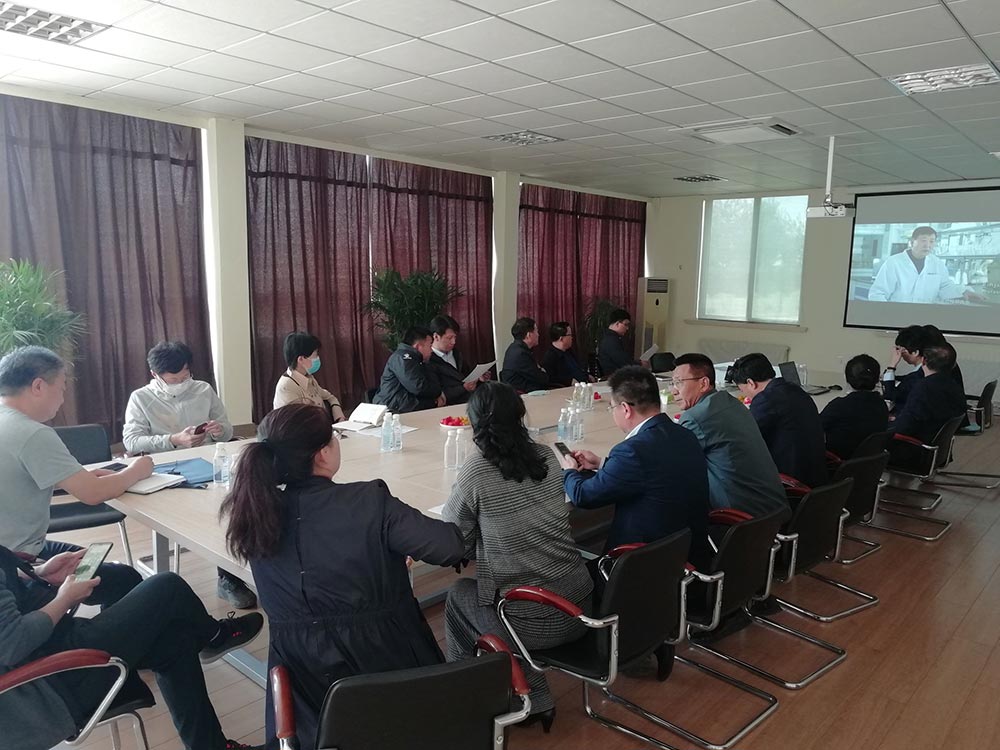 省農(nóng)業(yè)農(nóng)村廳領(lǐng)導(dǎo)蒞臨花生公司考察指導(dǎo)(圖1) 省農(nóng)業(yè)農(nóng)村廳領(lǐng)導(dǎo)蒞臨花生公司考察指導(dǎo)(圖1)