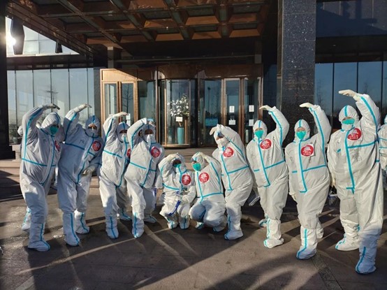 戰(zhàn)疫一線|6萬(wàn)人次，市二院核酸采樣醫(yī)療隊(duì)支援綏中的第24天！(圖11)