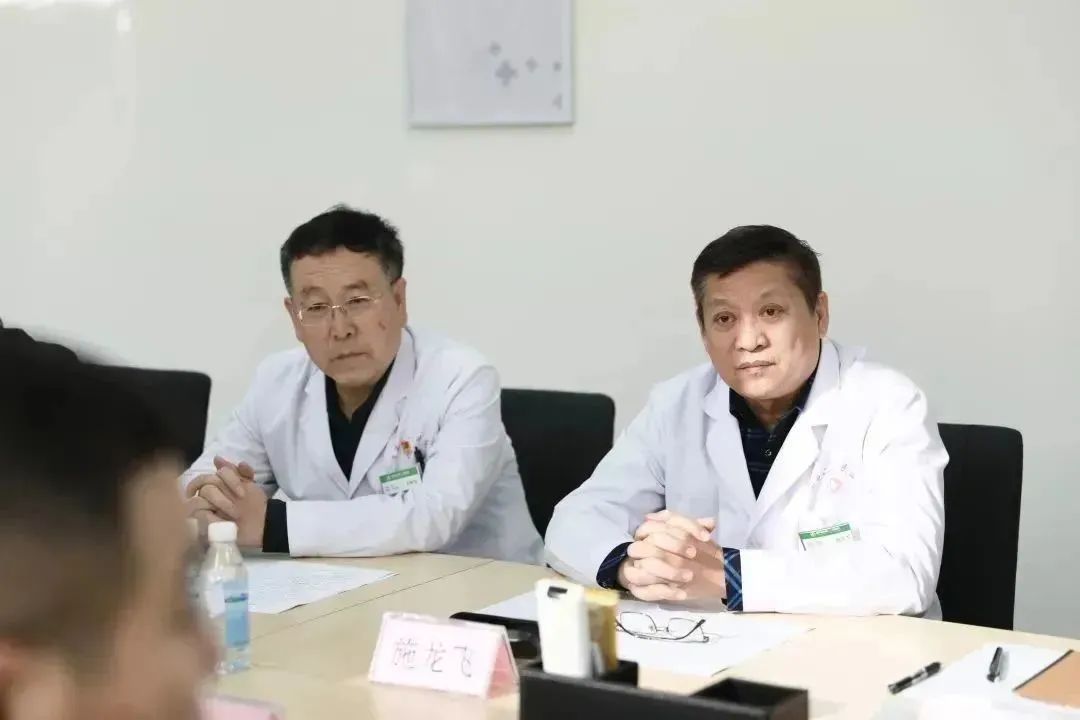 龍港區(qū)人大、區(qū)政府領(lǐng)導(dǎo)一行視察調(diào)研龍港國際醫(yī)療健康產(chǎn)業(yè)園(圖15)