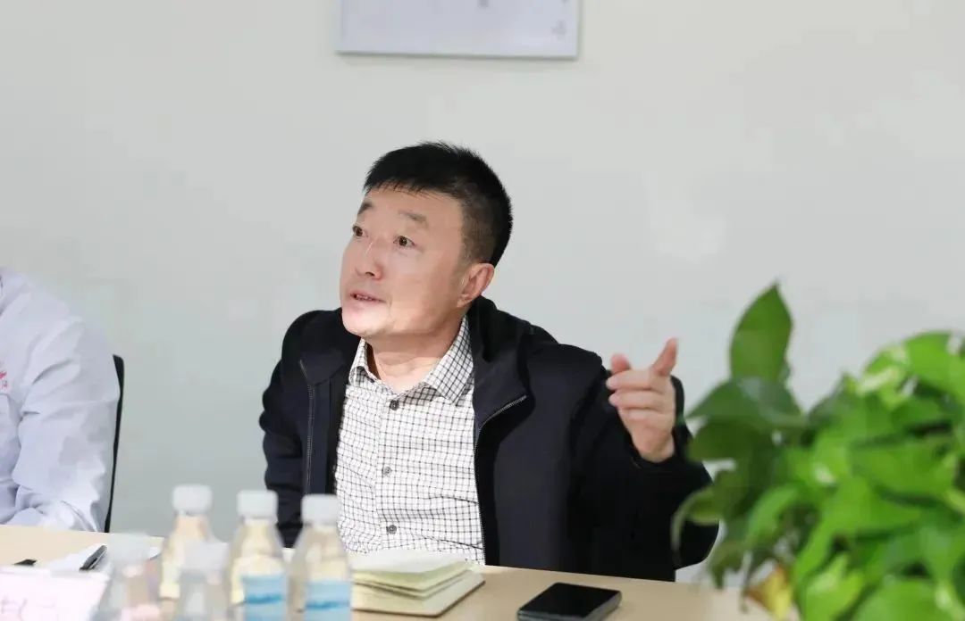 龍港區(qū)人大、區(qū)政府領(lǐng)導(dǎo)一行視察調(diào)研龍港國際醫(yī)療健康產(chǎn)業(yè)園(圖14)