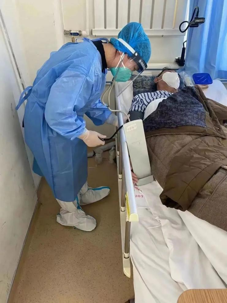 人民醫(yī)院為人民，市二院舉全院之力保障醫(yī)療救治，牢守生命防線！(圖4)