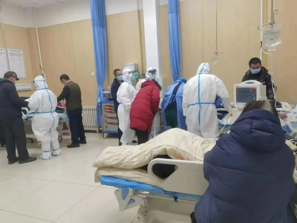 人民醫(yī)院為人民，市二院舉全院之力保障醫(yī)療救治，牢守生命防線！(圖7)