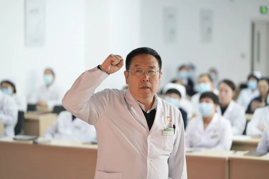 黨建引領(lǐng)|市二院學(xué)習(xí)貫徹黨的二十大精神——深刻理解“五個牢牢把握(圖2) 黨建引領(lǐng)|市二院學(xué)習(xí)貫徹黨的二十大精神——深刻理解“五個牢牢把握(圖2)