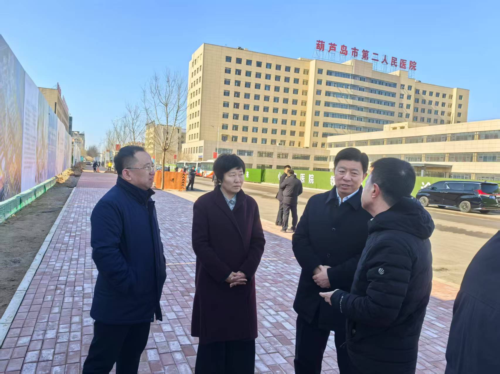 市委書記楊軍生在龍港區(qū)調(diào)研 擘畫衛(wèi)生健康事業(yè)高質(zhì)量發(fā)展新篇章(圖1) 市委書記楊軍生在龍港區(qū)調(diào)研 擘畫衛(wèi)生健康事業(yè)高質(zhì)量發(fā)展新篇章(圖1)