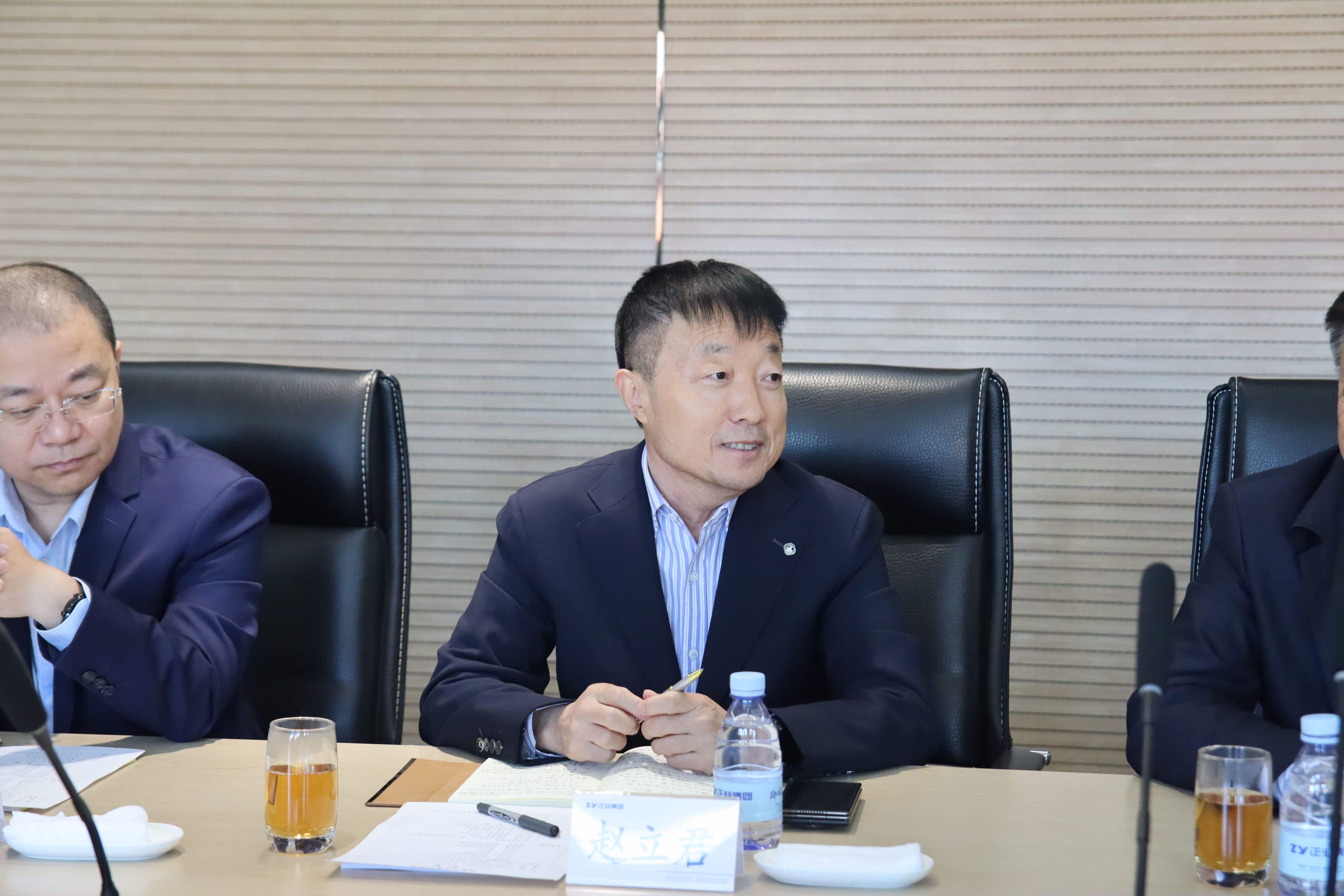 正業(yè)集團(tuán)與鳳凰醫(yī)療集團(tuán)攜手共筑醫(yī)療健康新未來(lái)(圖2) 正業(yè)集團(tuán)與鳳凰醫(yī)療集團(tuán)攜手共筑醫(yī)療健康新未來(lái)(圖2)